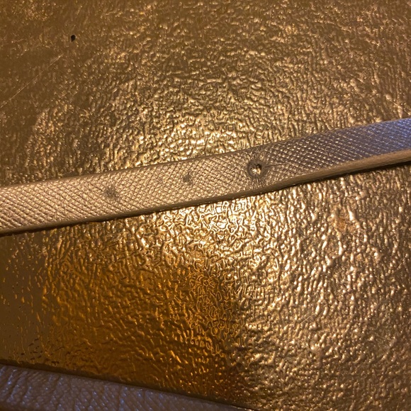 Tory Burch skinny bow belt. - Picture 4 of 5